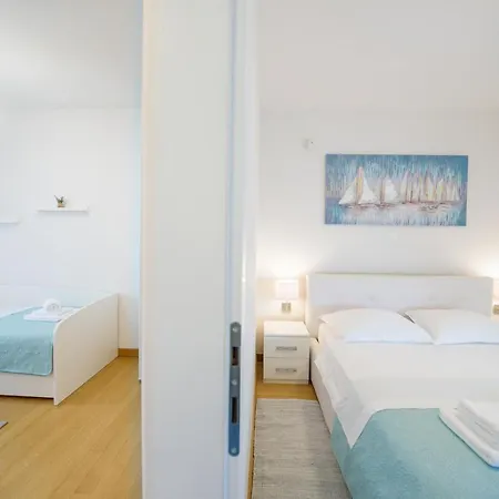 Apartment Nikolina Podstrana