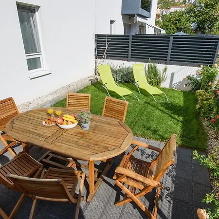 Nikolina Apartment Podstrana