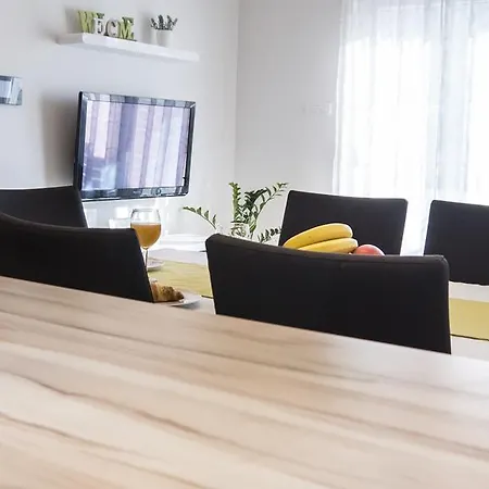 Nikolina Apartment Podstrana