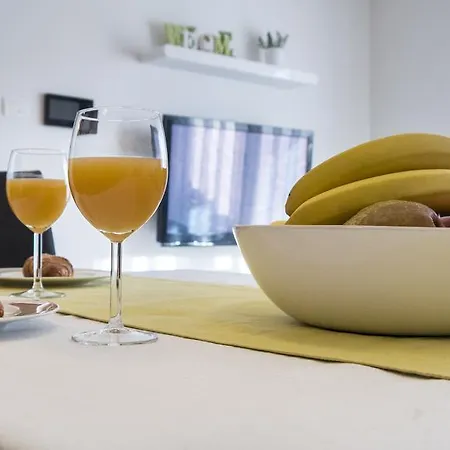 Nikolina Appartement *